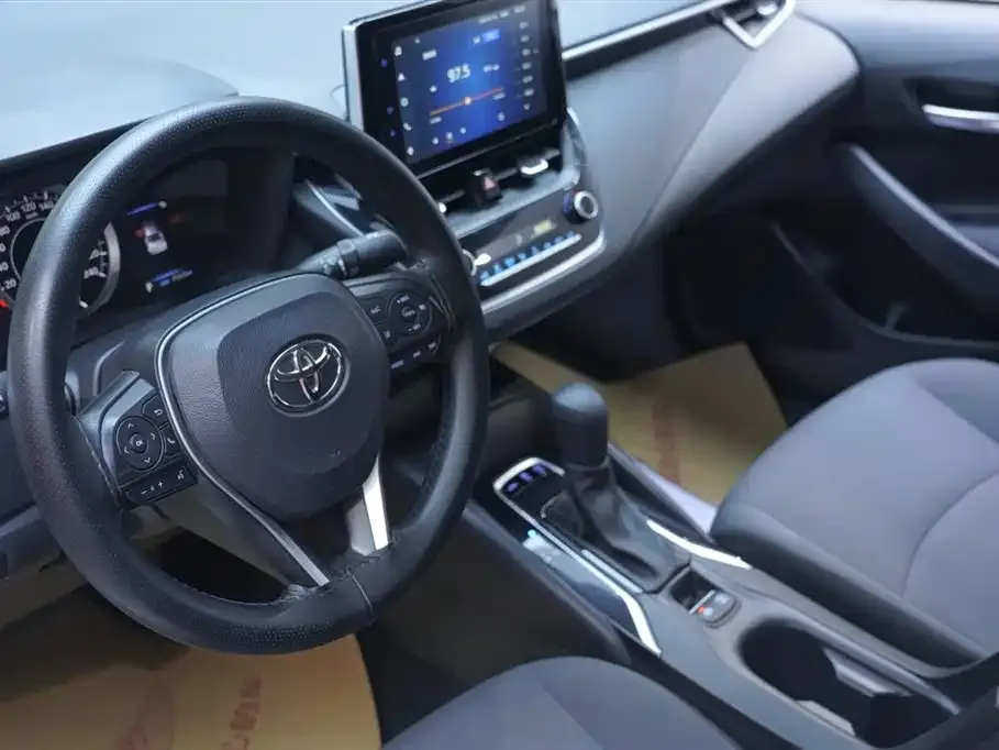 Toyota Corolla 2021 из CN, фото 9