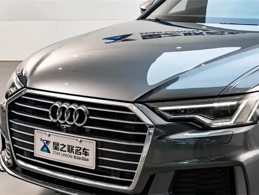 Audi A6L — фото 7