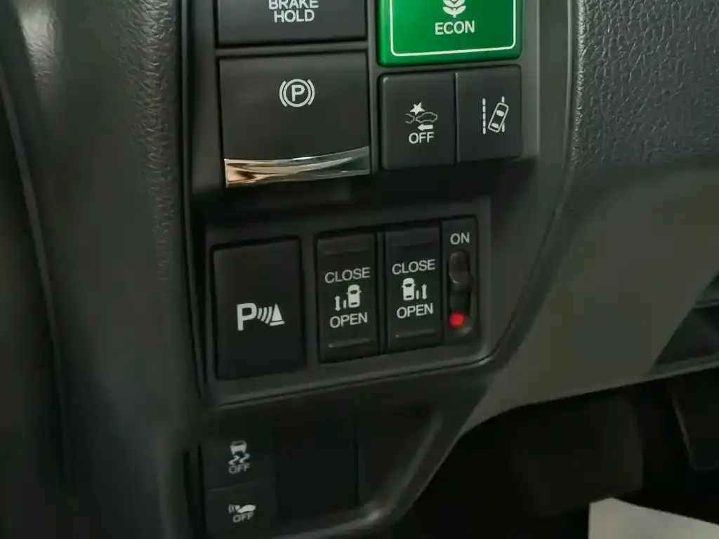 Honda Odyssey — фото 2