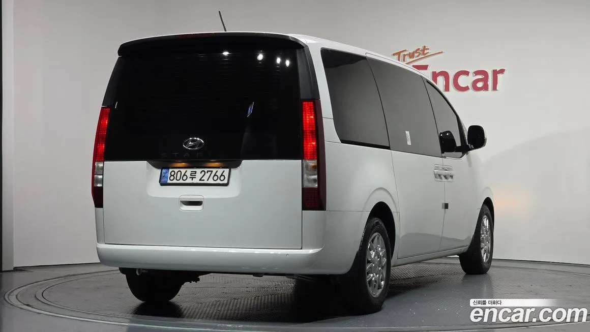 Hyundai Staria 2023 из KR, фото 2