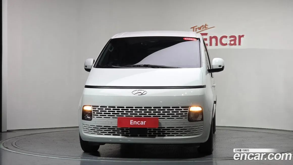 Hyundai Staria 2023 из KR, фото 5