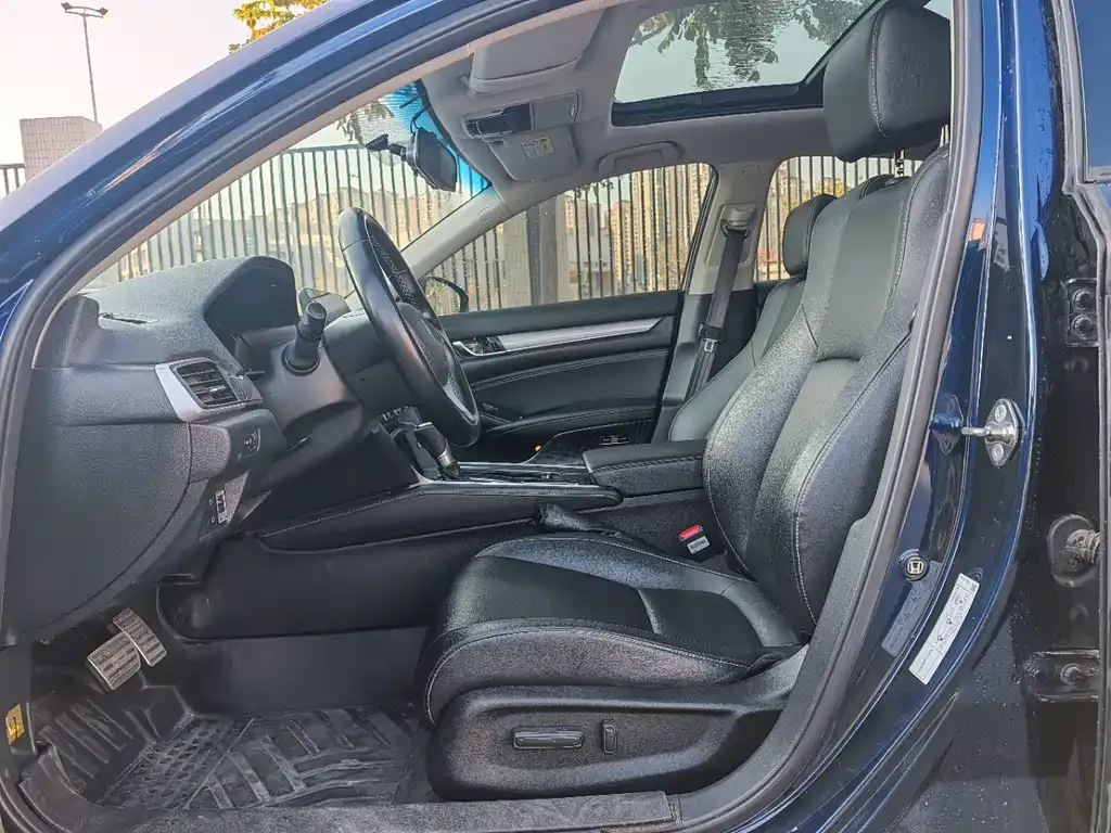 Honda Inspire 2021 из CN, фото 2