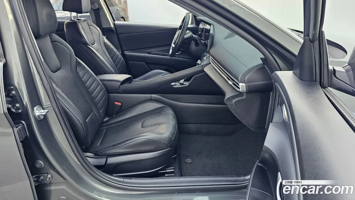 Hyundai AVANTE — фото 3