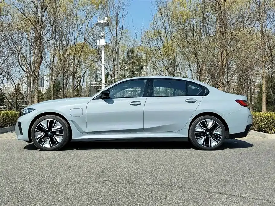 BMW i3 2024 из CN, фото 5