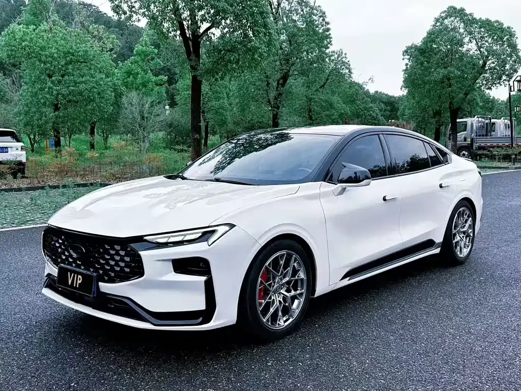 Ford Mondeo 2022 из CN, фото 1