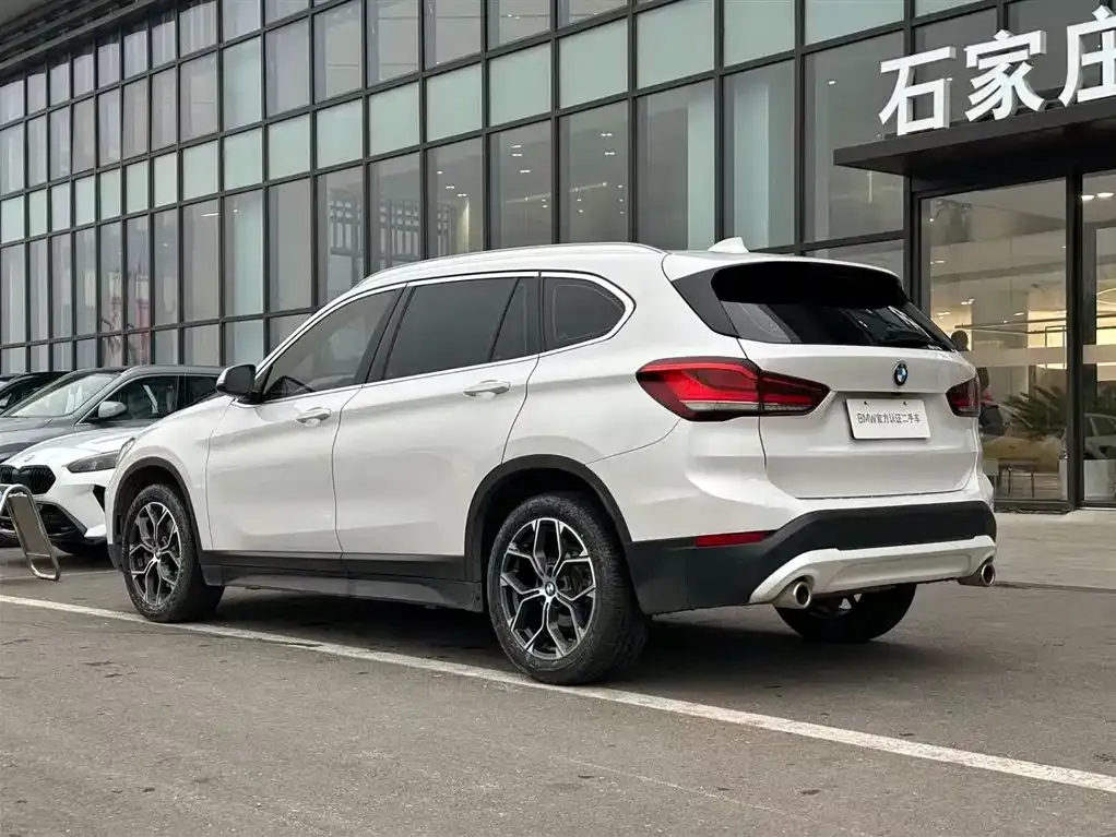 BMW X1 2021 из CN, фото 3
