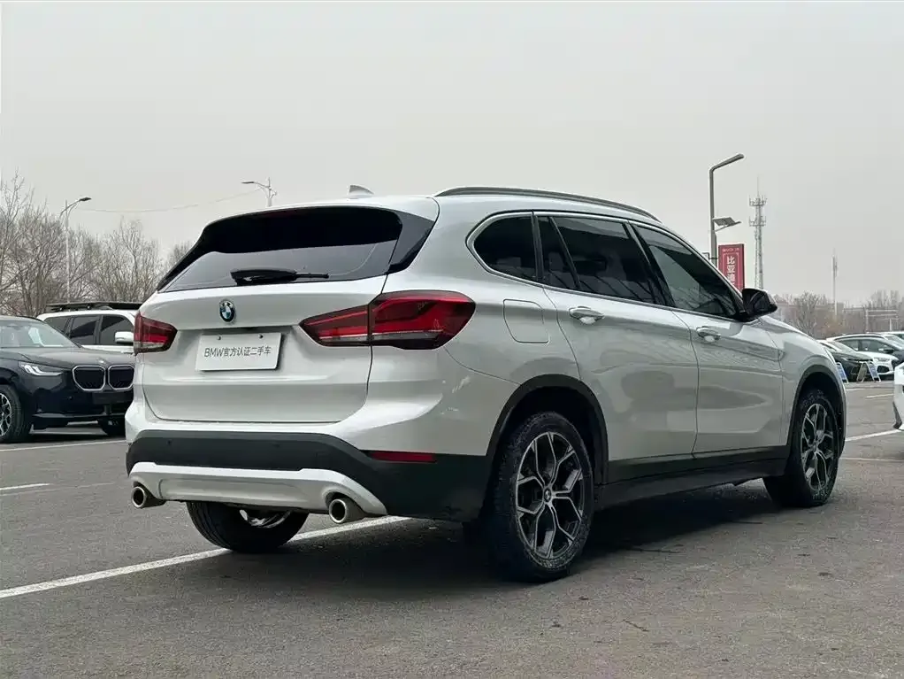 BMW X1 2021 из CN, фото 10