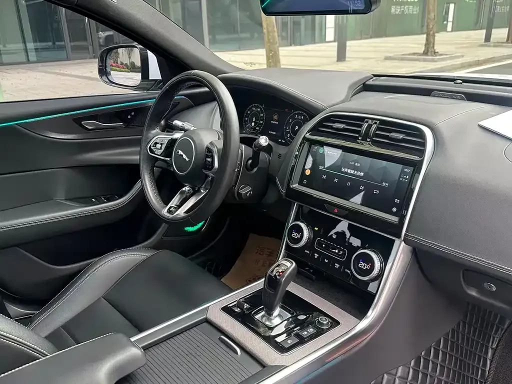 Jaguar XEL 2022 из CN, фото 7