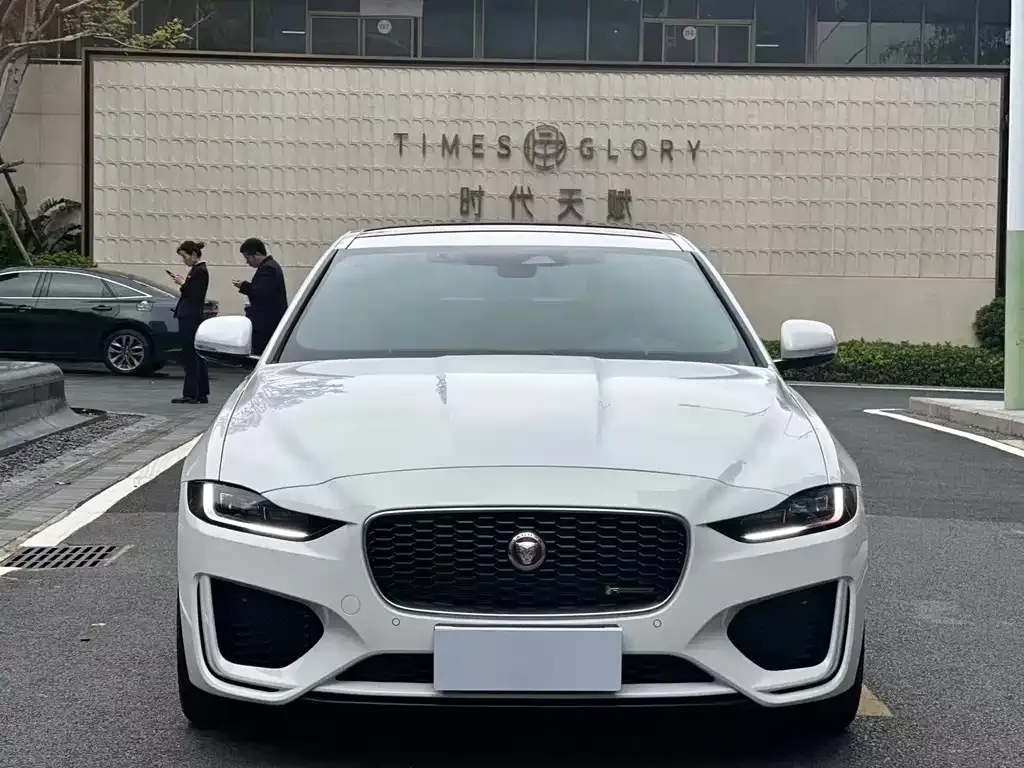 Jaguar XEL 2022 из CN, фото 9