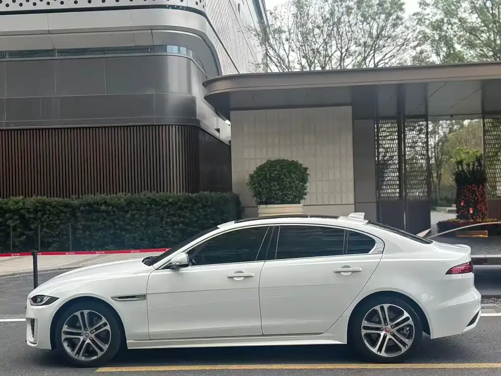 Jaguar XEL 2022 из CN, фото 8