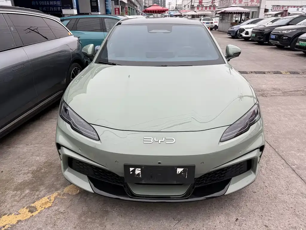 BYD Seal 06GT — фото 9