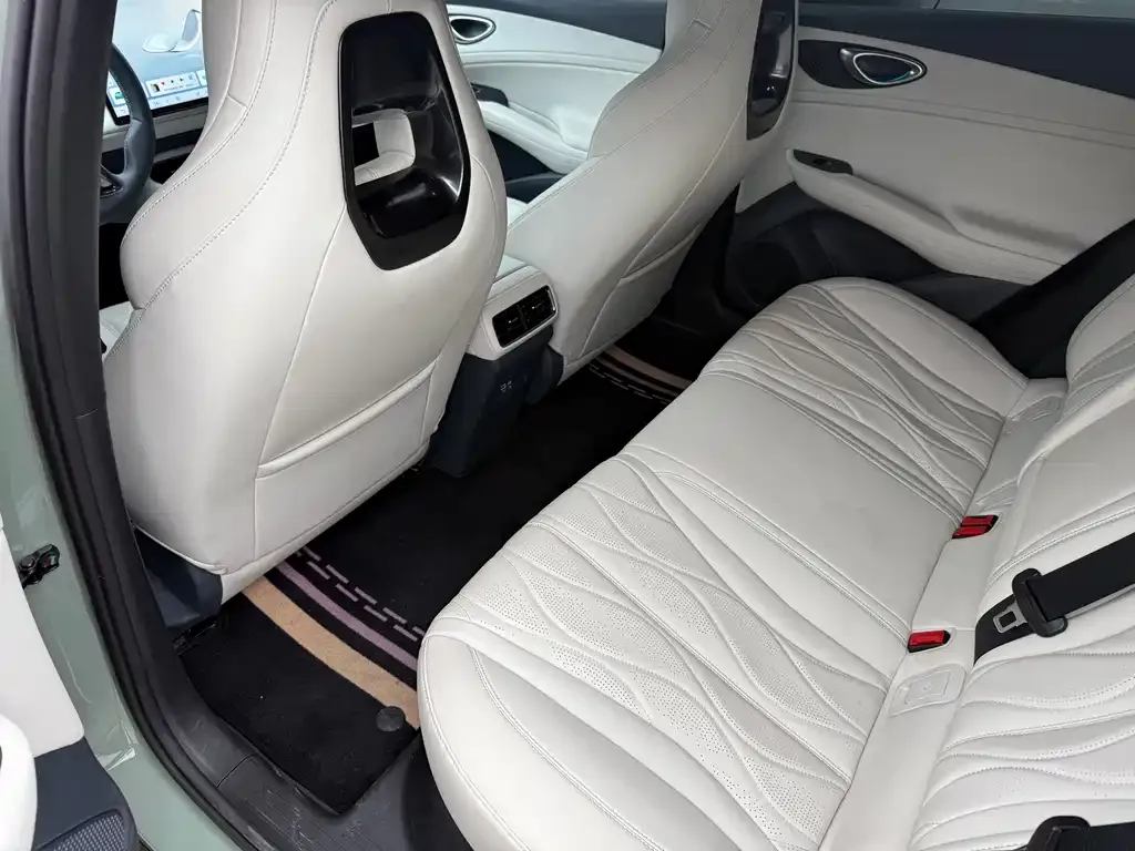 BYD Seal 06GT — фото 3