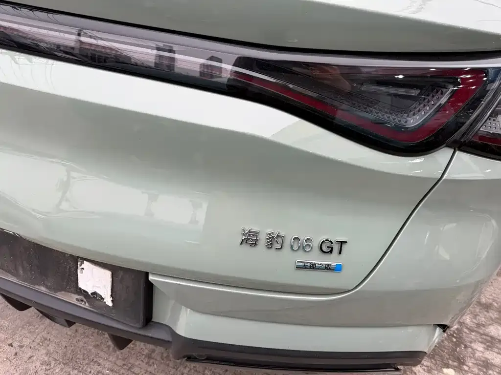 BYD Seal 06GT — фото 6