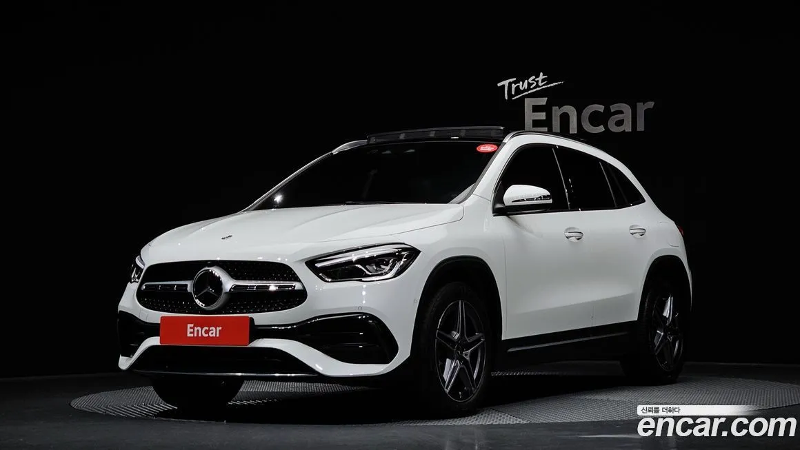 Mercedes-Benz GLA-Class