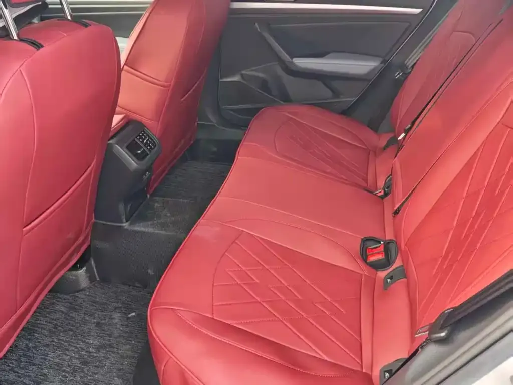 Volkswagen Lavida 2025 из CN, фото 2