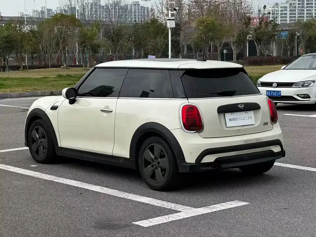 MINI Cooper (3-door) 2022 из CN, фото 4