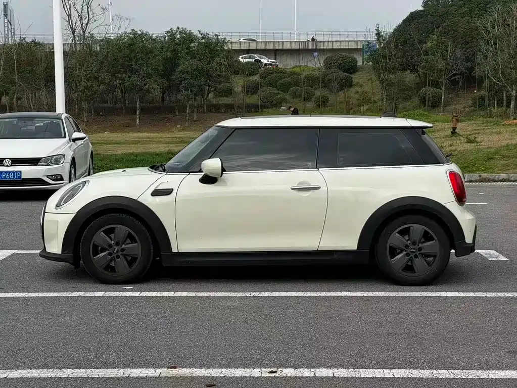 MINI Cooper (3-door) 2022 из CN, фото 9