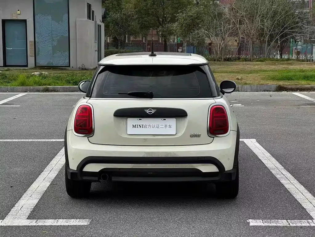 MINI Cooper (3-door) 2022 из CN, фото 3