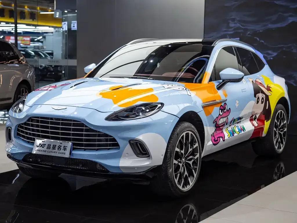 Aston Martin DBX — фото 1