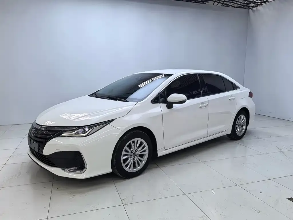 Toyota Allion — фото 1