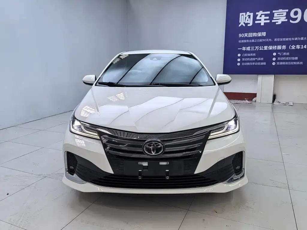 Toyota Allion — фото 2