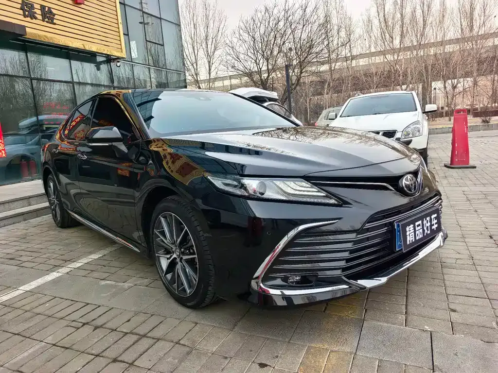 Toyota Camry 2023 из CN, фото 9