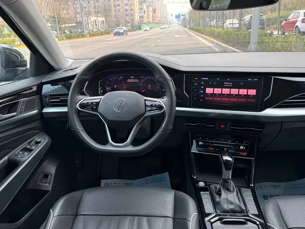 Volkswagen Passat — фото 4