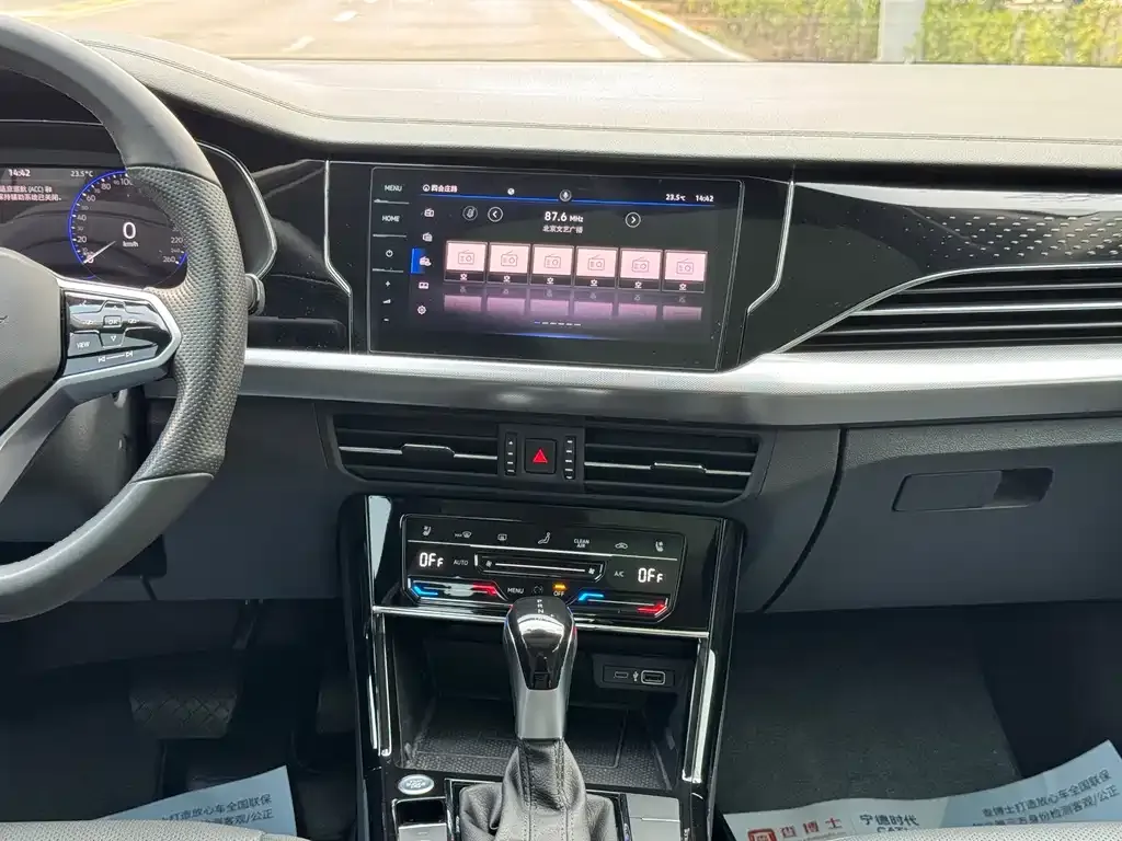 Volkswagen Passat — фото 2