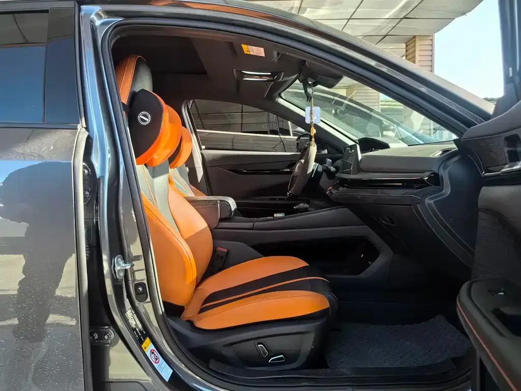 Changan UNI-V 2024 из CN, фото 9