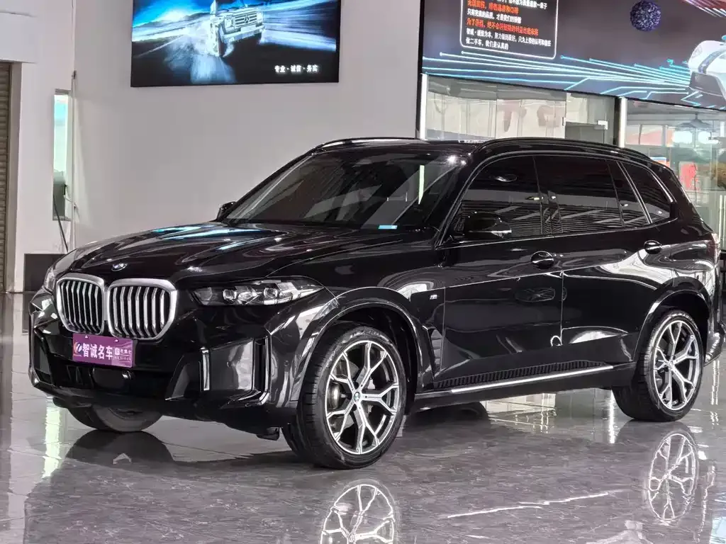 BMW X5 — фото 1