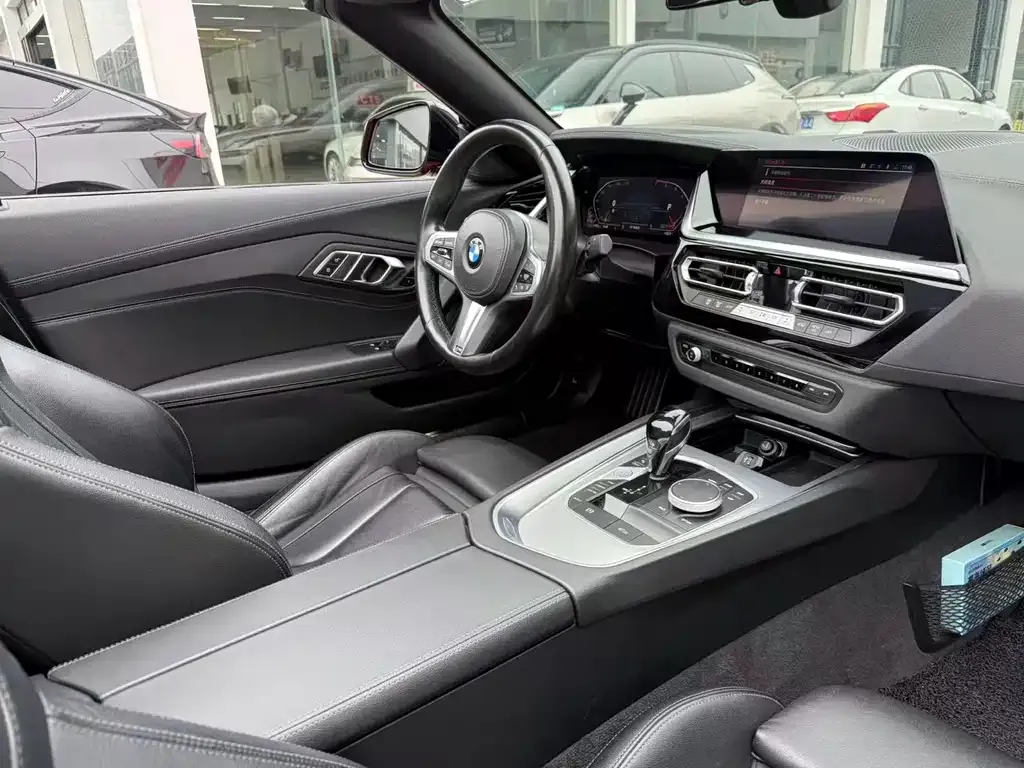 BMW Z4 2021 из CN, фото 8