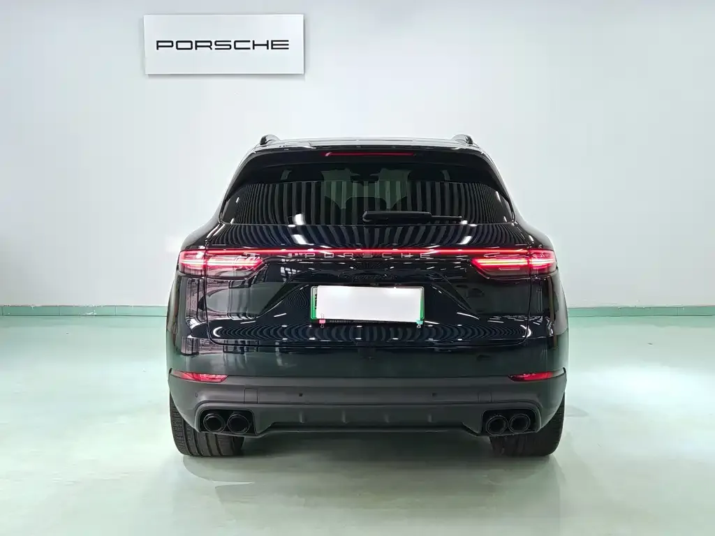 Porsche Cayenne Hybrid — фото 7