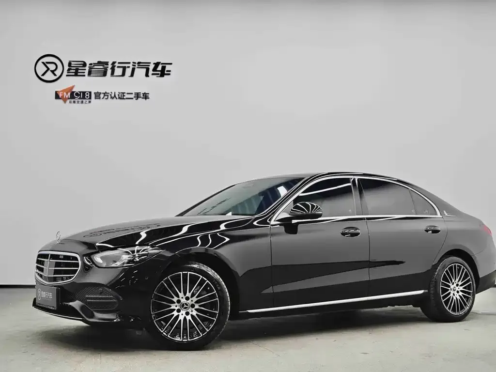 Mercedes-Benz C-Class — фото 1