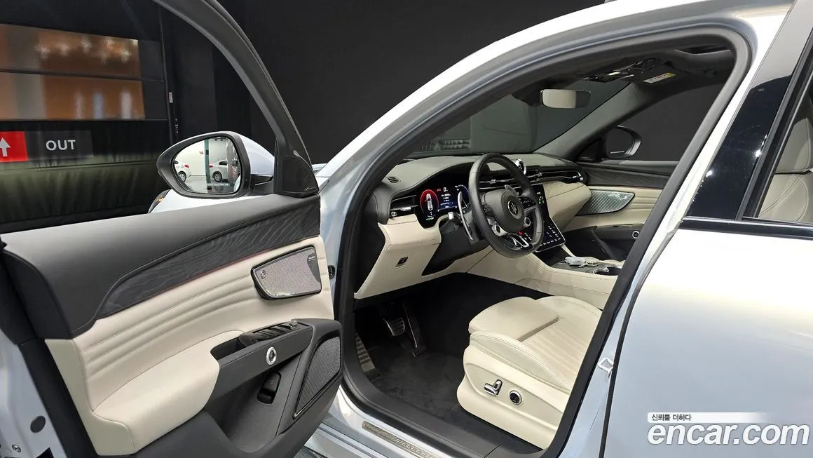 Maserati Grecale 2023 из KR, фото 4