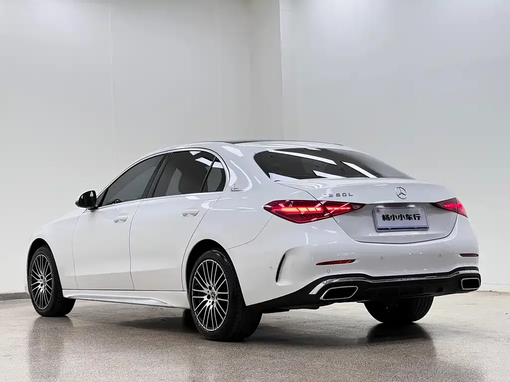 Mercedes-Benz C-Class — фото 8