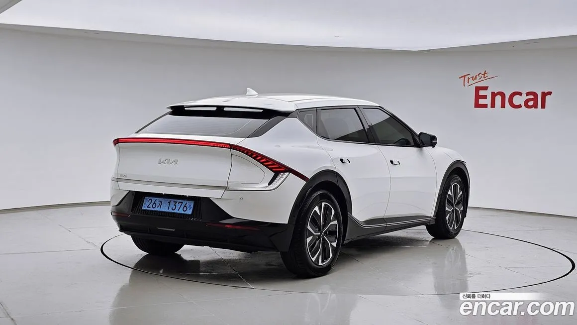 Kia EV6 — фото 4