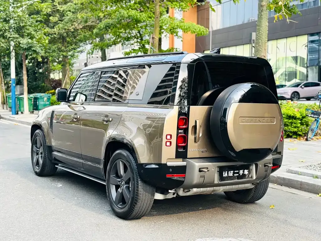 Land Rover Defender — фото 4
