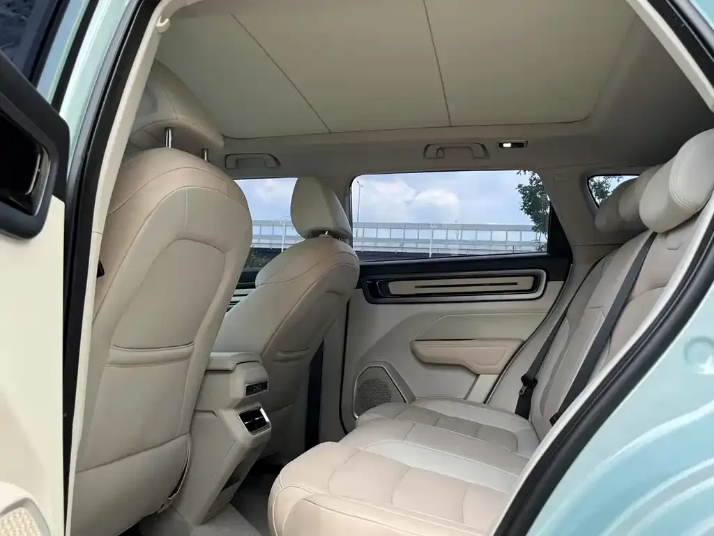 Geely Icon 2023 из CN, фото 2