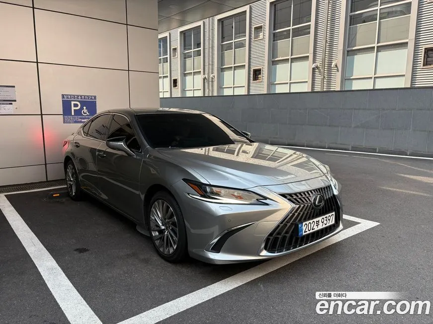 Lexus ES 2025 из KR, фото 1