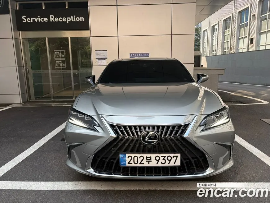 Lexus ES 2025 из KR, фото 2