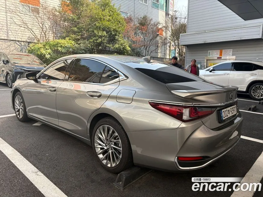 Lexus ES 2025 из KR, фото 6
