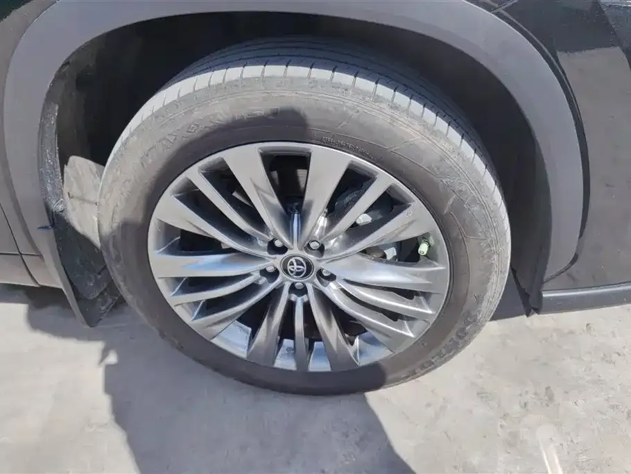 Toyota Highlander 2022 из CN, фото 3