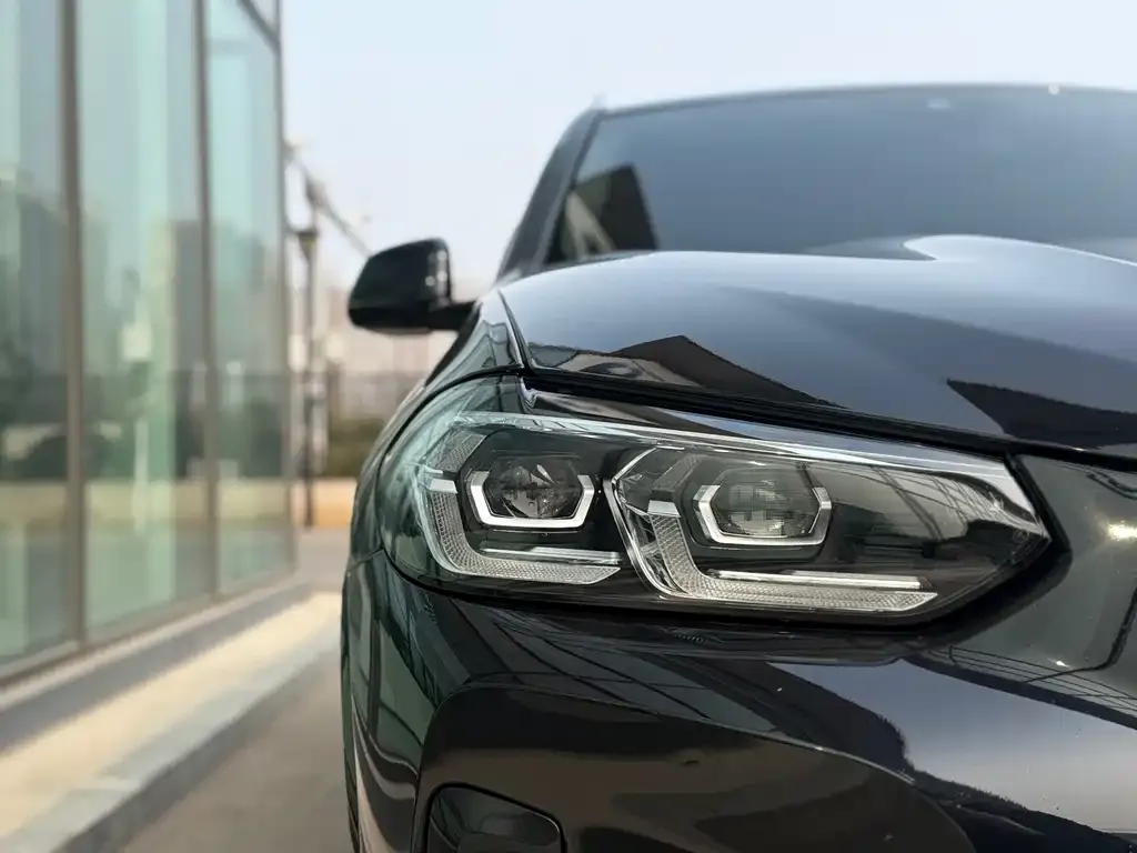 BMW X3 — фото 2