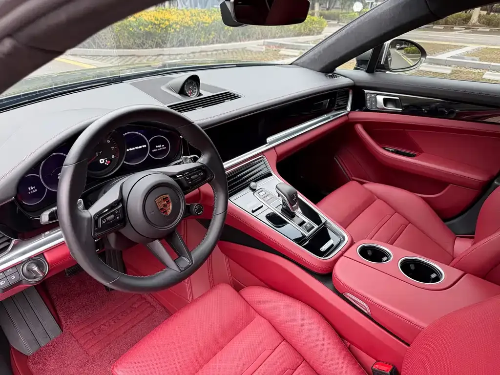 Porsche Panamera — фото 10