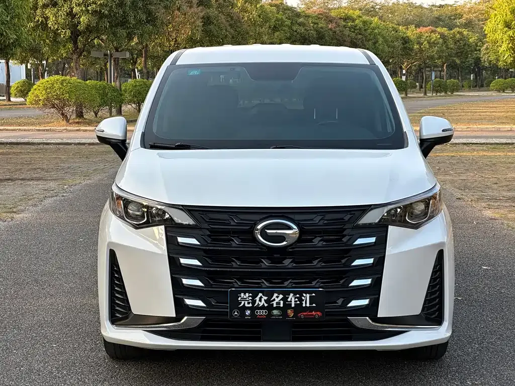 GAC Motor Trumpchi M6 — фото 2