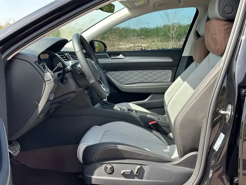 Volkswagen Magotan — фото 2