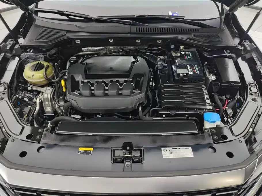 Volkswagen Passat — фото 10