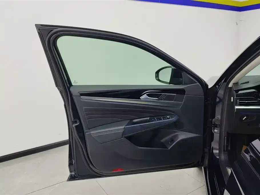 Volkswagen Passat — фото 2