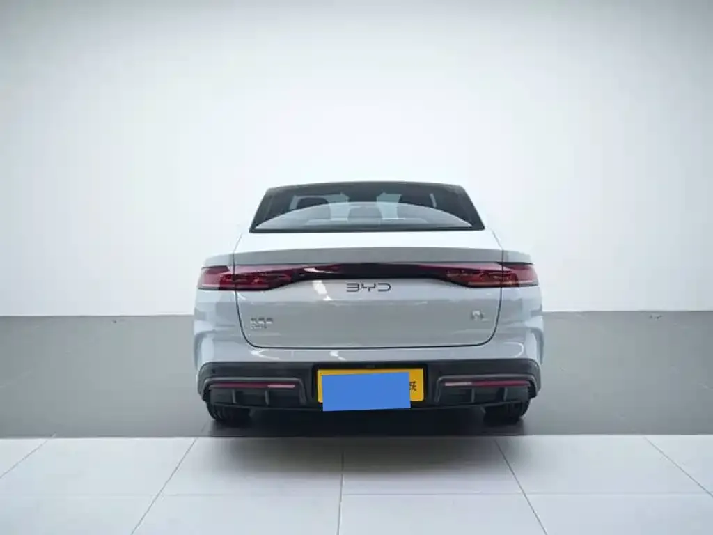 BYD Qin L — фото 6