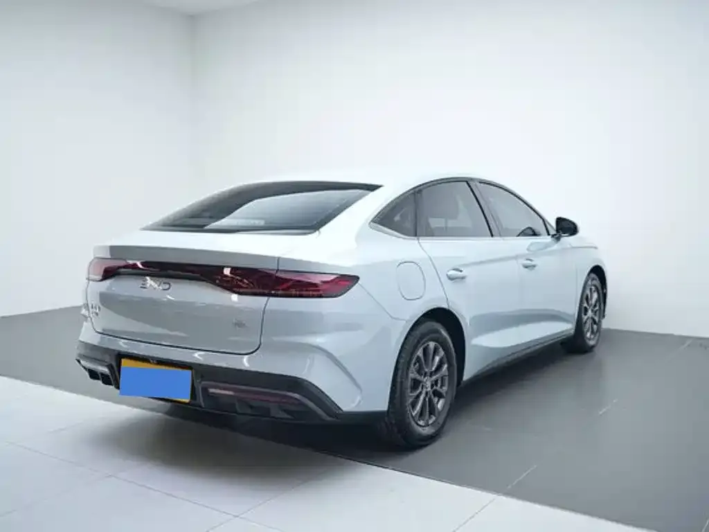 BYD Qin L — фото 3